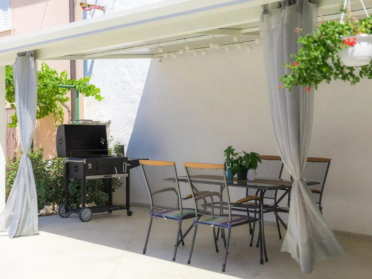 Holiday Home Villa Karmen - Roj454 Sveti Petar u Sumi
