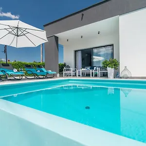 Villa Oleandra, Sveti Petar u Sumi